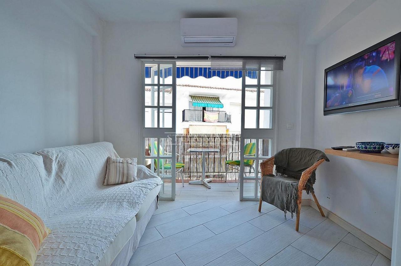 Bright Central Apartment Nerja Esterno foto